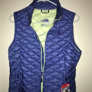 North face vest